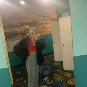 Meet your Posher, Amelia